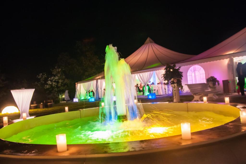 Hotel Magura Verde Bacău Екстериор снимка